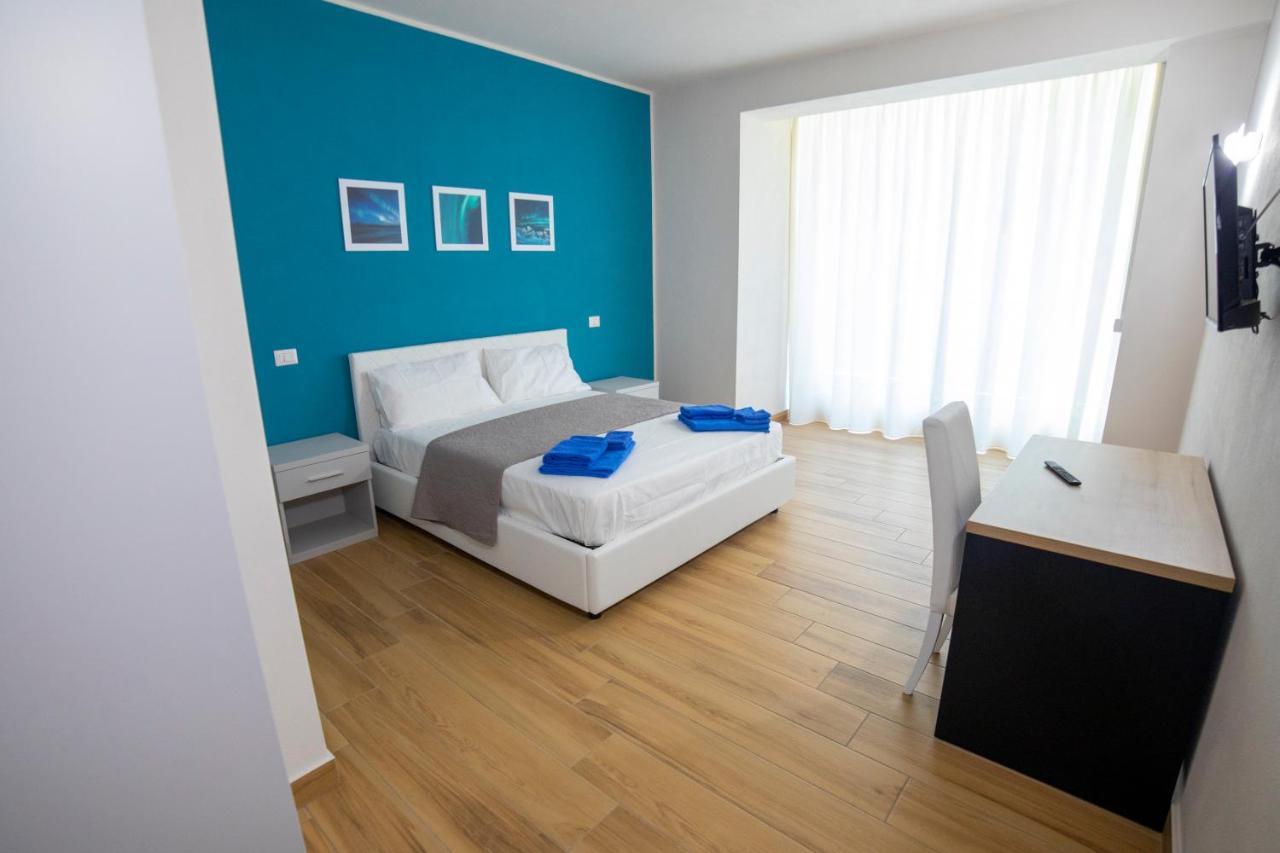 Aurora Bed And Breakfast Ciro Marina Exterior photo