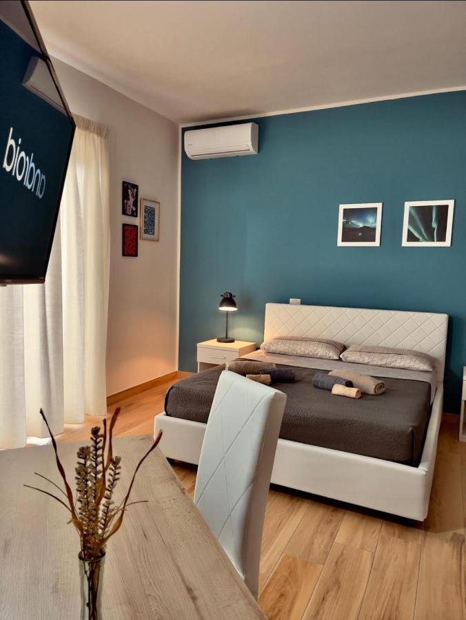 Aurora Bed And Breakfast Ciro Marina Exterior photo